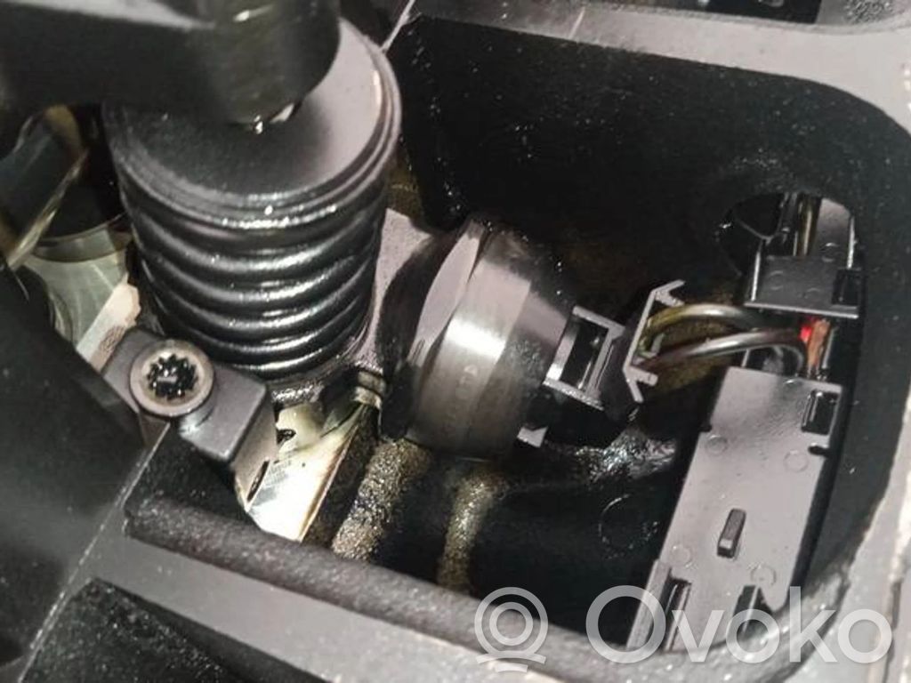 Inyector de combustible   038130073AG,038130073AG