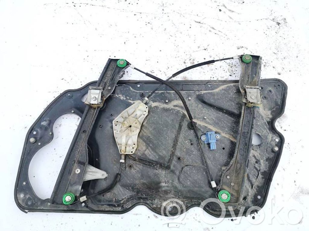Volkswagen PASSAT B6 Alzacristalli del portellone scorrevole con motorino 