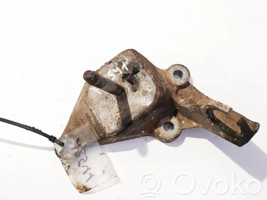 Engine mounting bracket   5063284,5063284