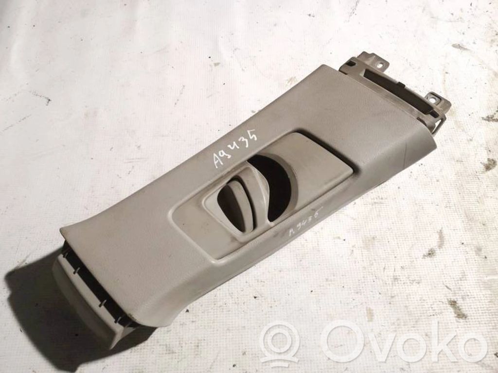 Toyota Corolla E140 E150 Otros repuestos del interior 
