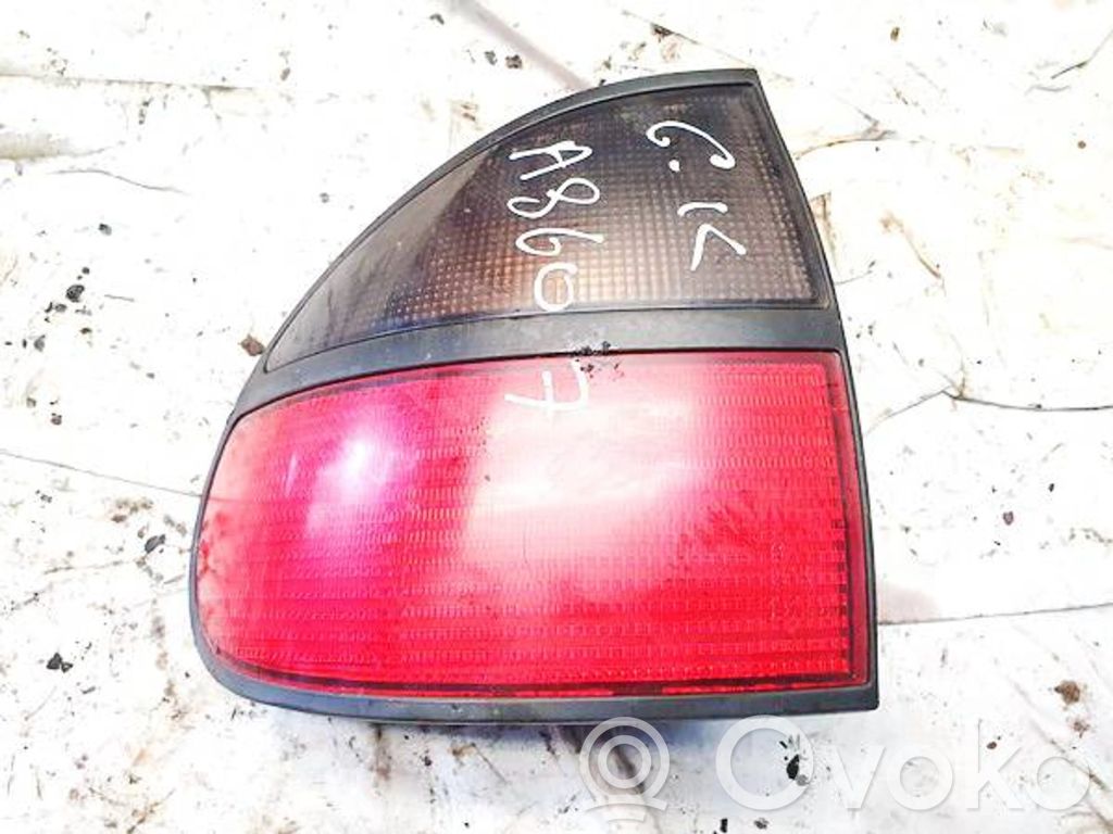 Renault Laguna I Luci posteriori