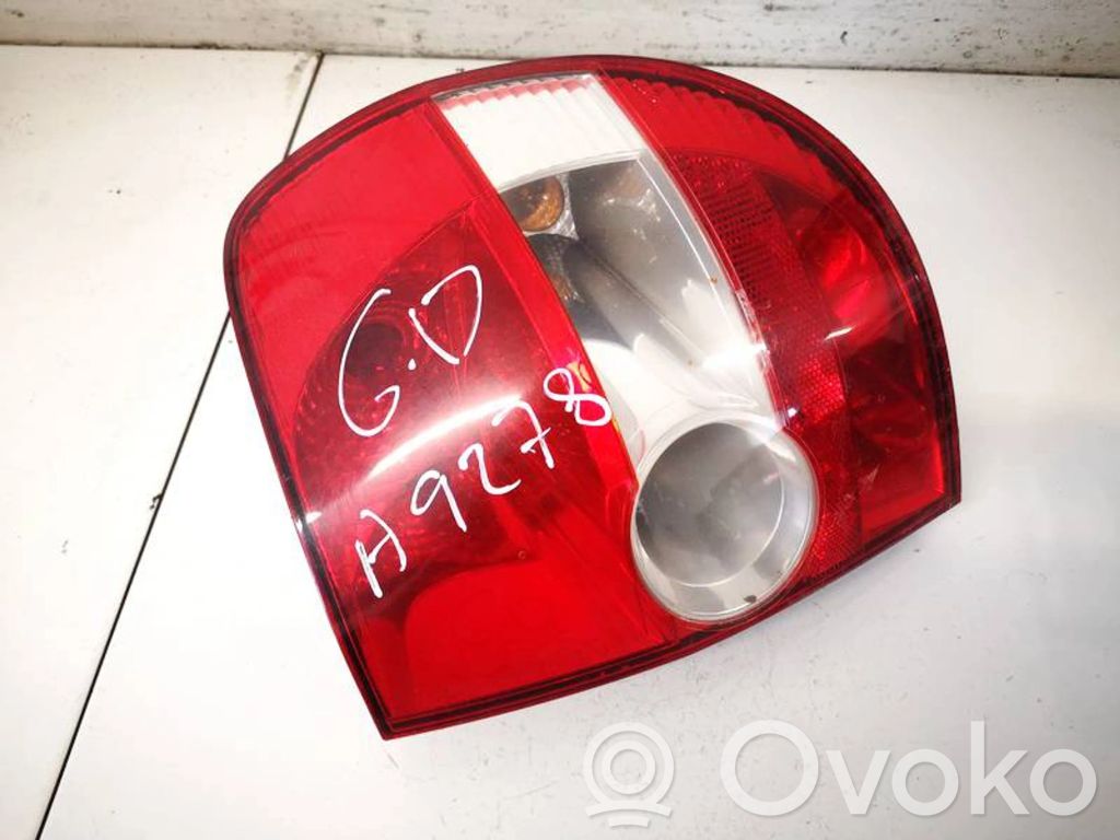 Volkswagen Fox Luci posteriori