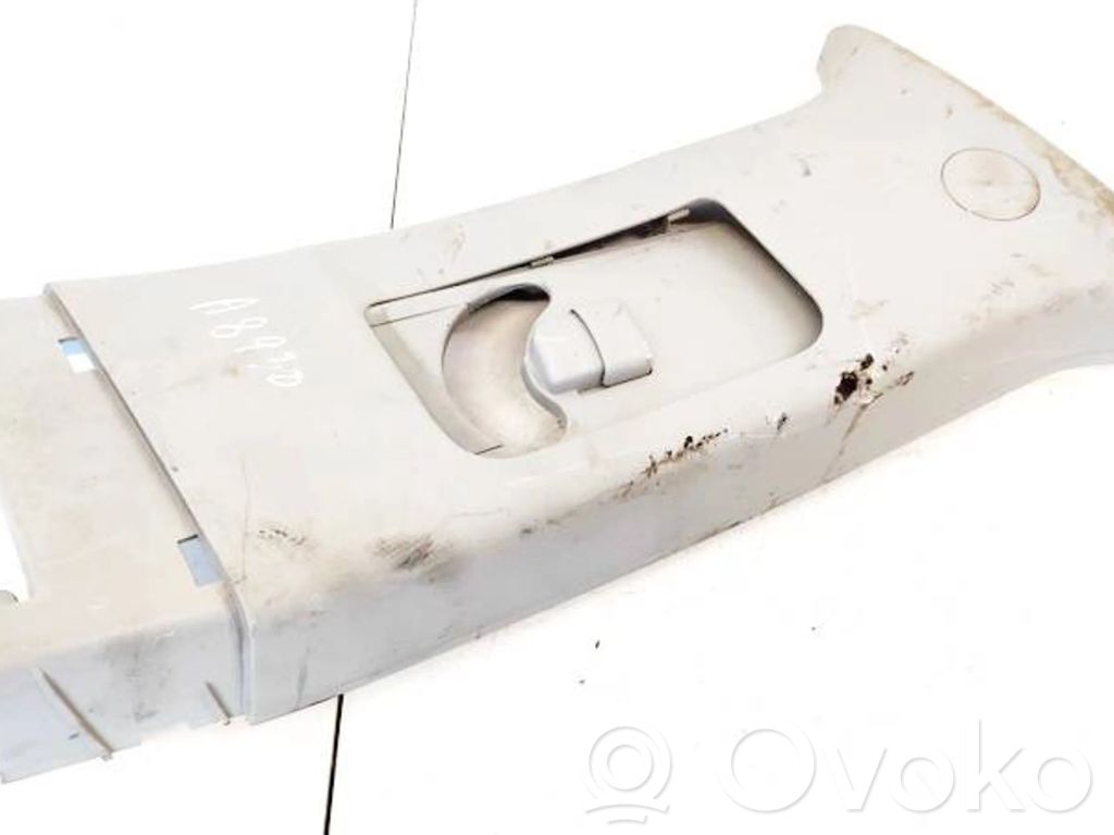 Peugeot 4007 Otros repuestos del interior