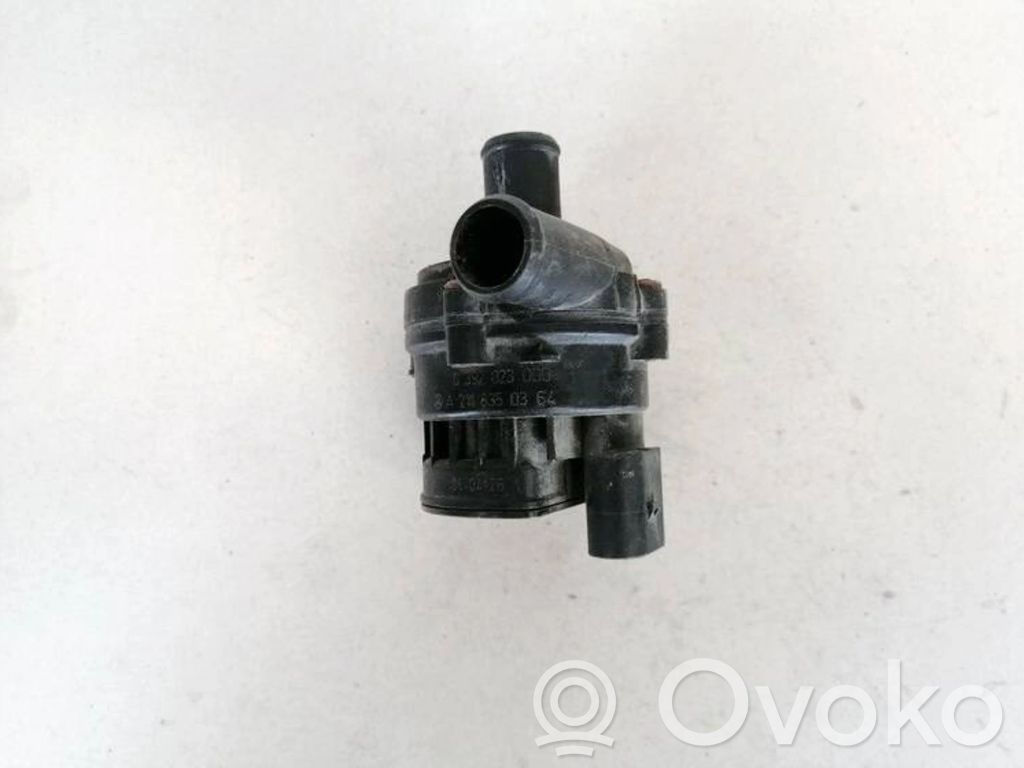Mercedes-Benz ML W164 Pompe à eau de liquide de refroidissement