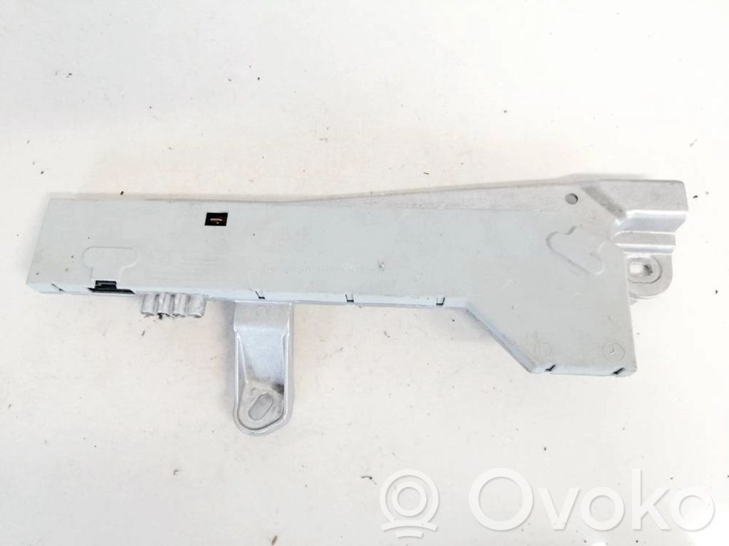 Mercedes-Benz E W211 Centralina antenna
