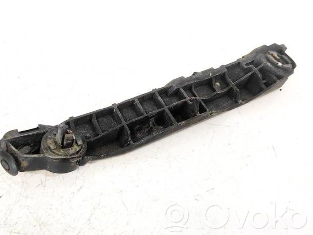 Toyota Yaris Staffa di rinforzo montaggio del paraurti anteriore
