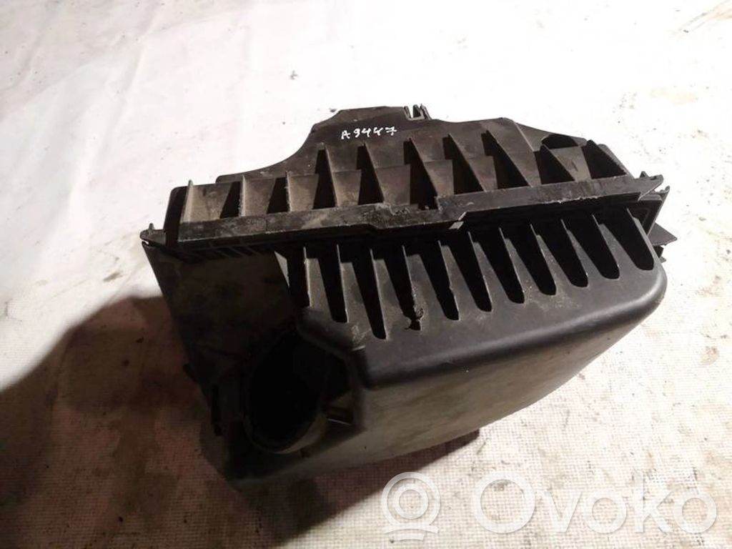 Volvo XC90 Air filter box 