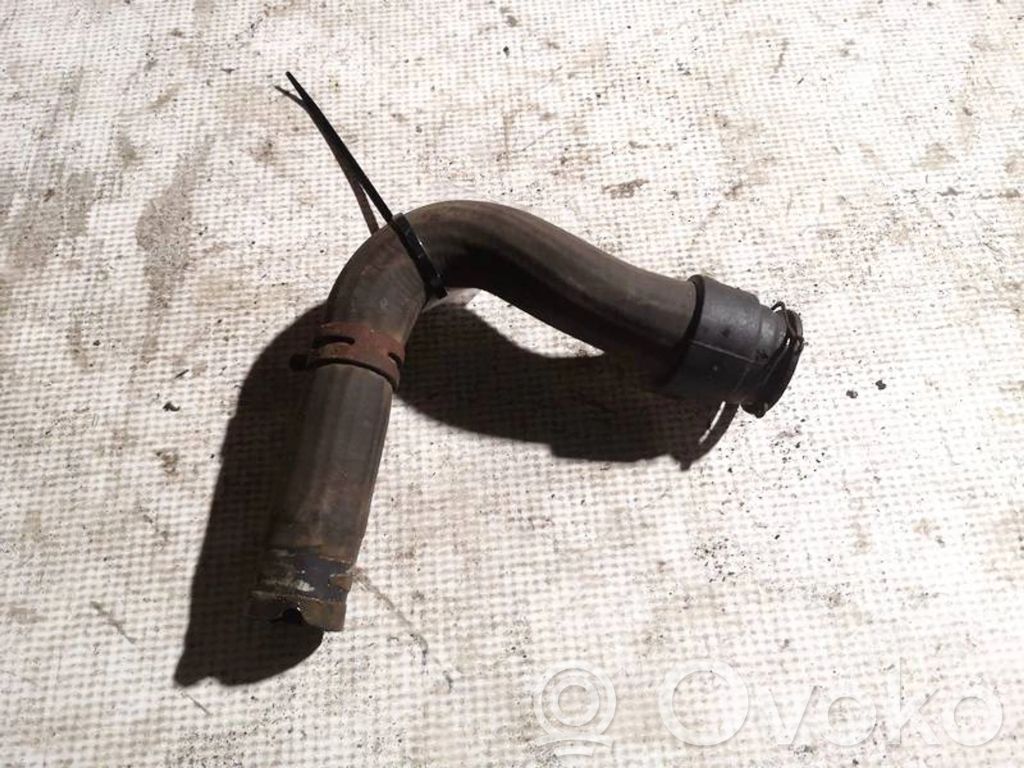 Engine coolant pipe/hose