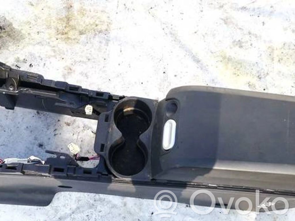 Mazda CX-7 Armrest 