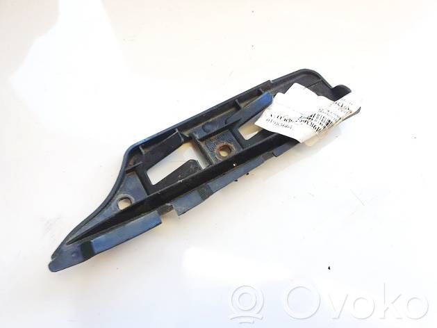 Volkswagen Golf V Staffa di rinforzo montaggio del paraurti anteriore 