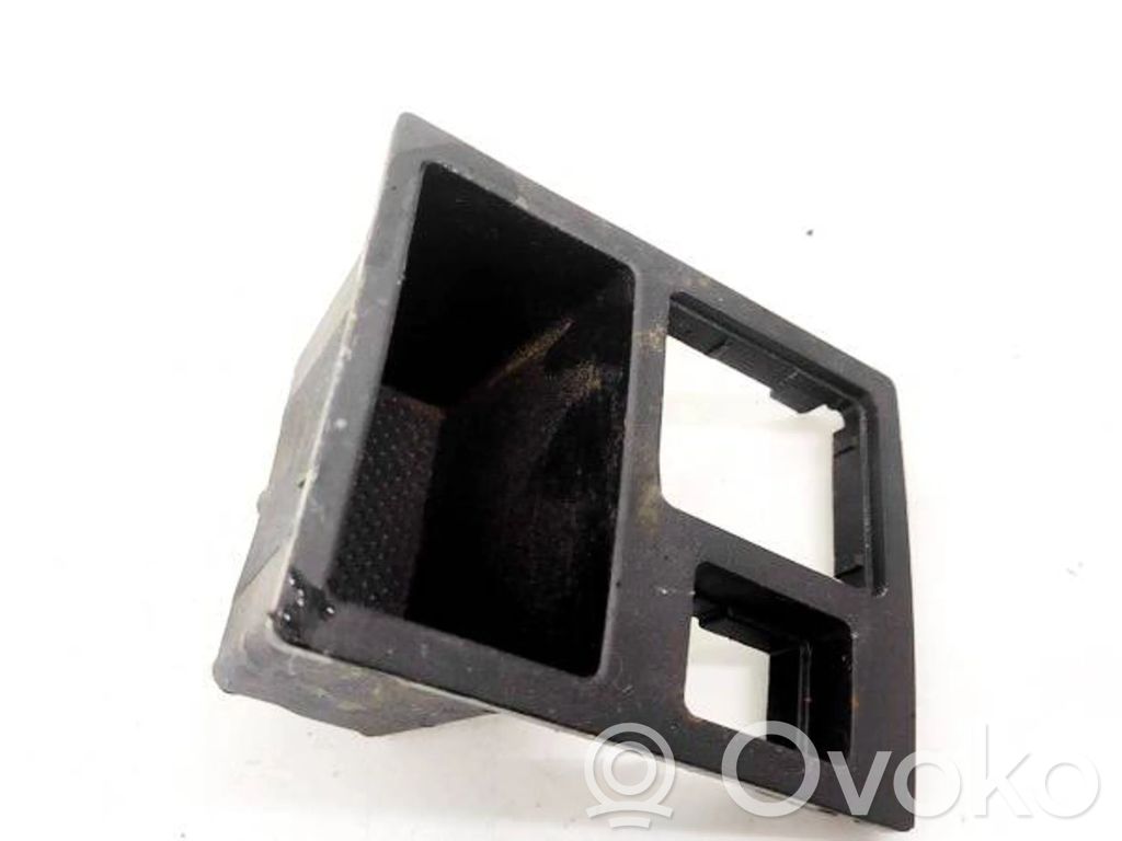 Toyota RAV 4 (XA30) Altra parte interiore