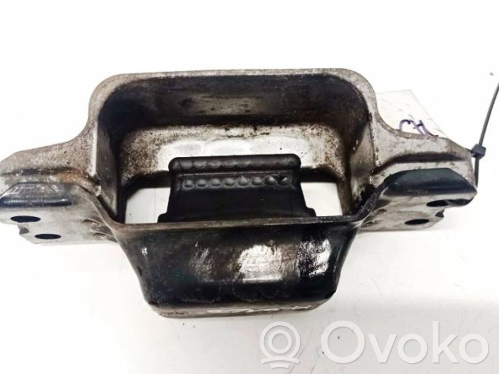 Volkswagen Golf VI Supporto di montaggio del motore 