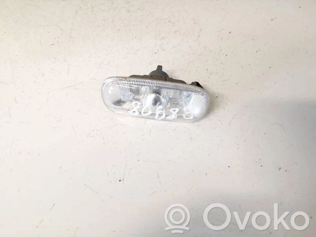 Audi A6 S6 C6 4F Indicatore di direzione del parafango anteriore