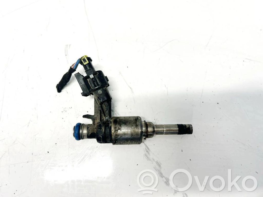KIA Ceed Polttoainesuutin 
