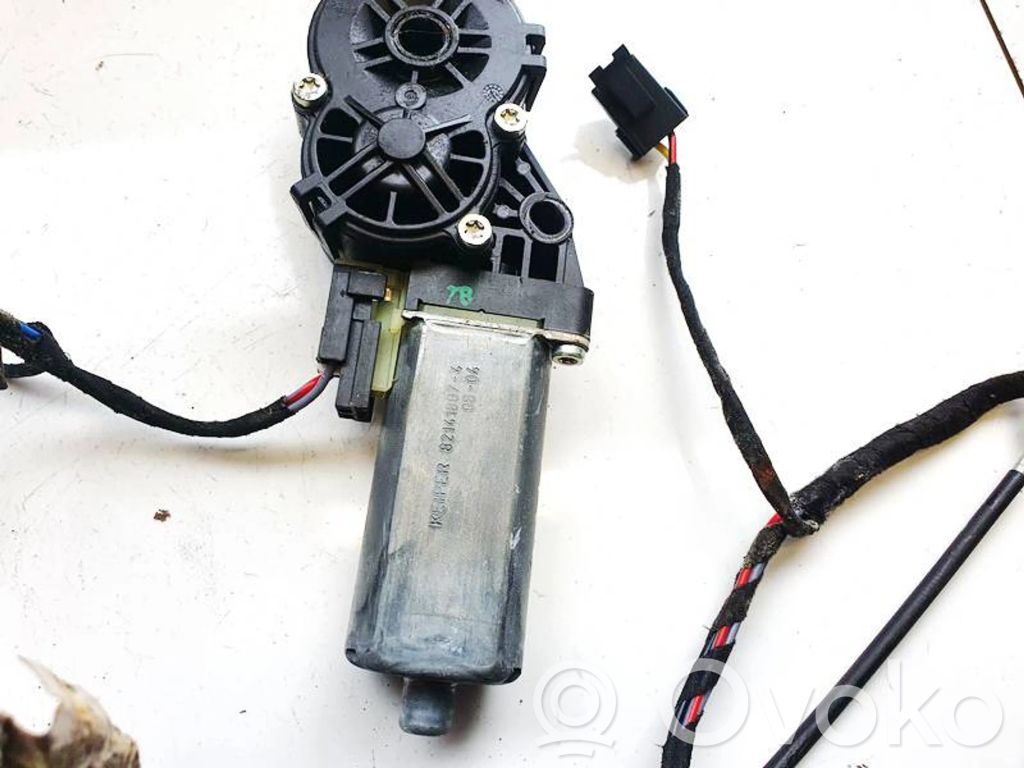 Volkswagen PASSAT B5 Moteur de réglage de siège