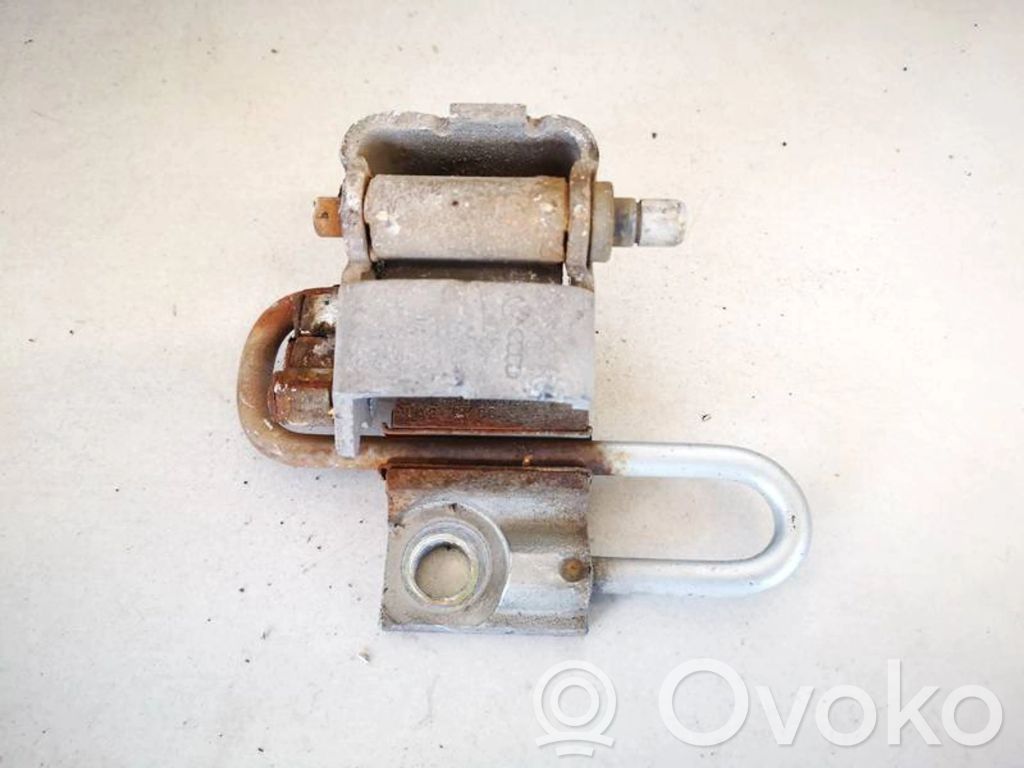 Etuoven yläsarana   4B0831412B,4B0831412B