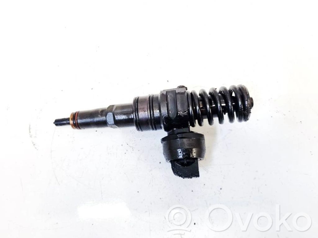 Skoda Octavia Mk2 (1Z) Inyector de combustible 