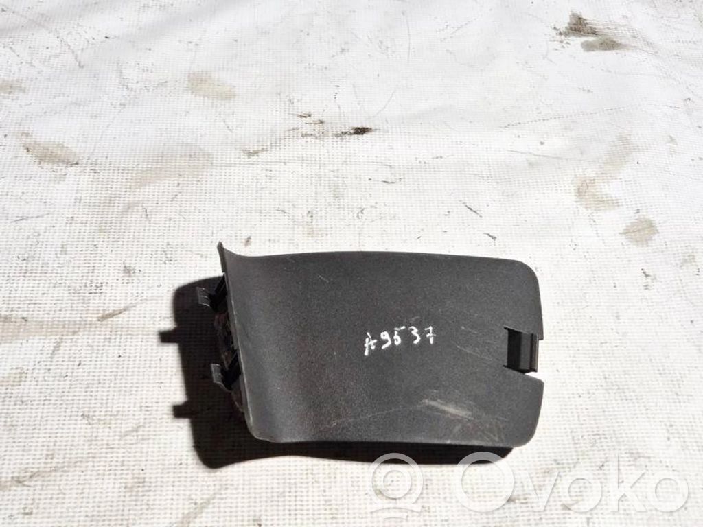Toyota Auris 150 Kita salono detalė