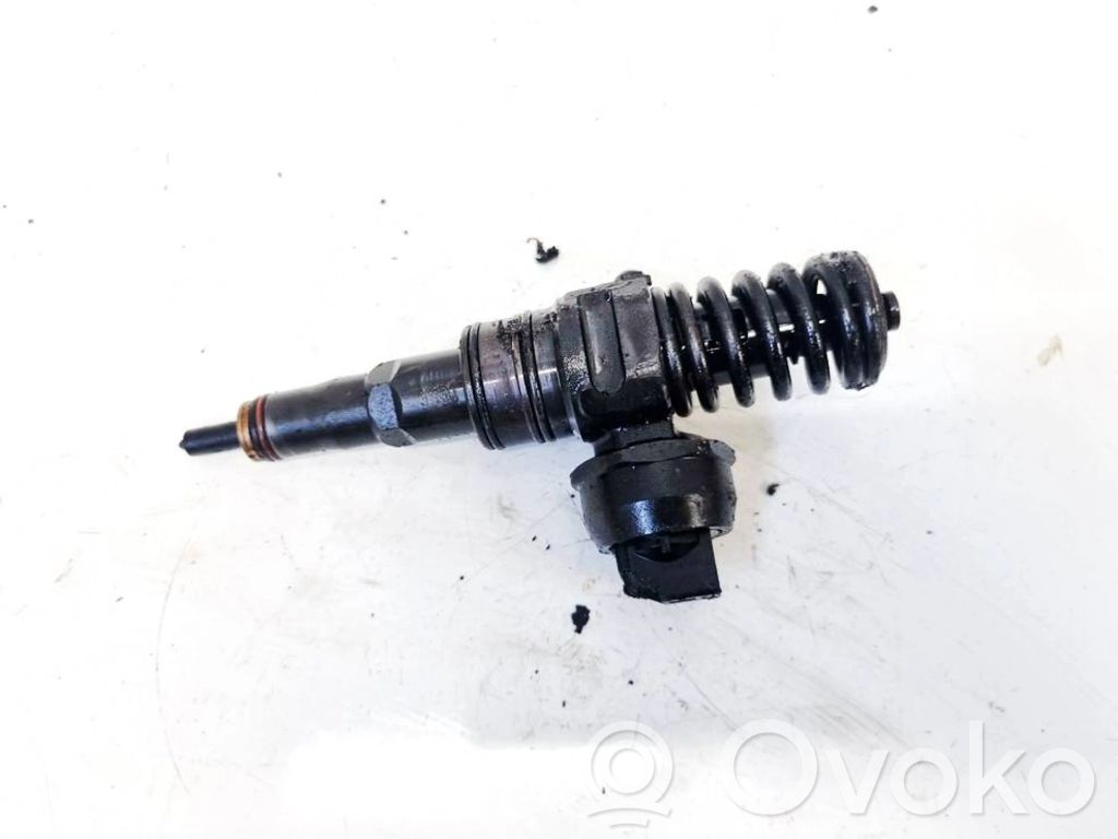 Skoda Octavia Mk2 (1Z) Inyector de combustible 