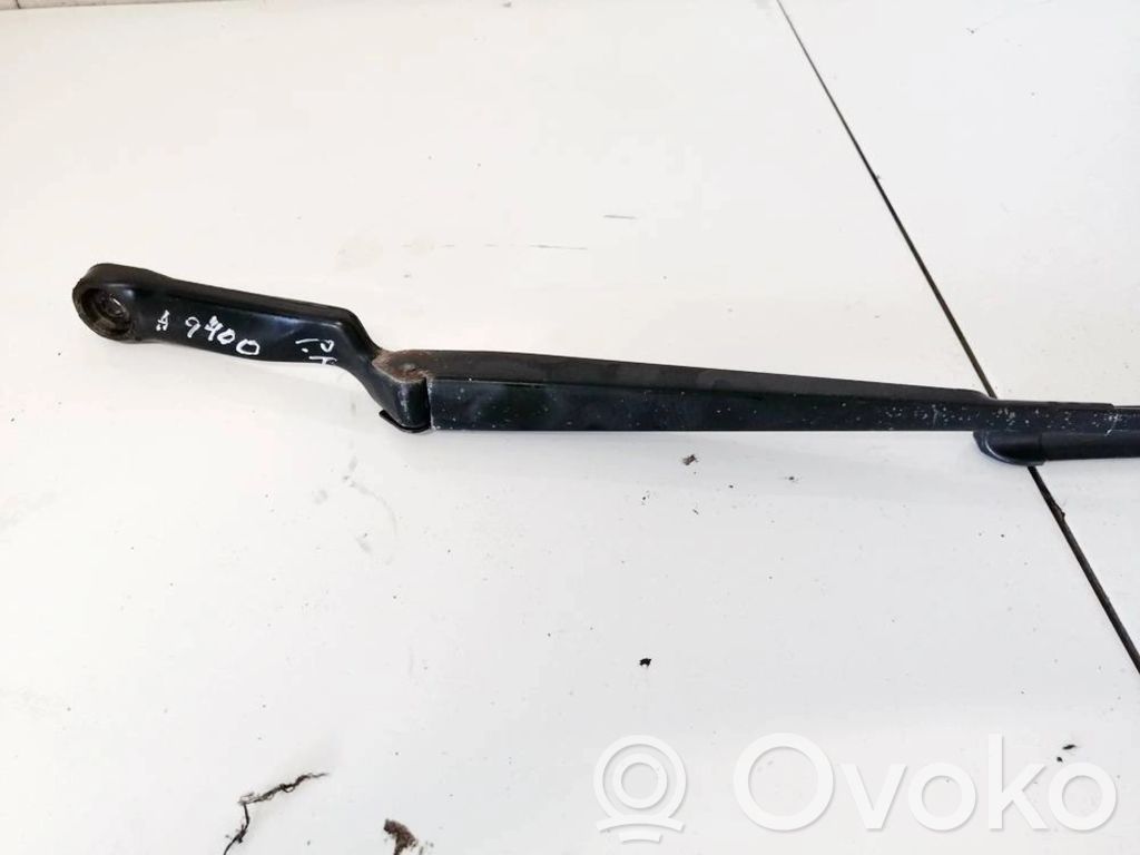 Volkswagen Golf IV Ramię wycieraczki szyby przedniej / czołowej 