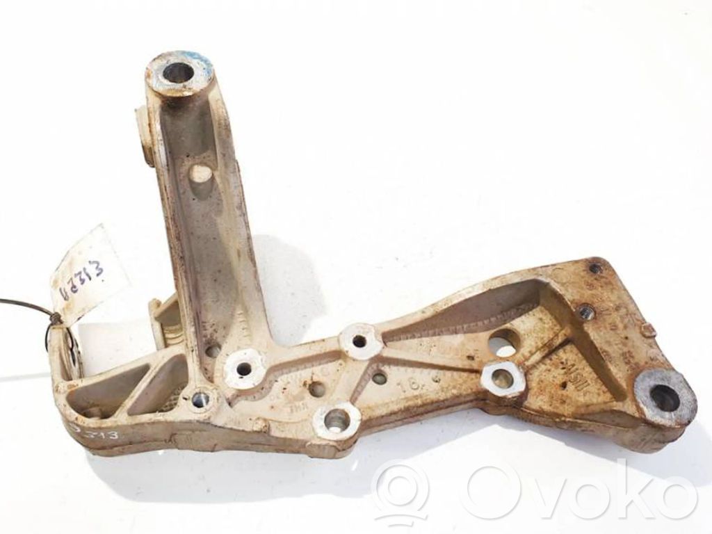 Querlenker Achsschenkel vorne   1K0199296E,1K0199296E