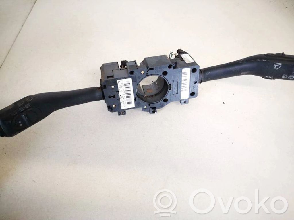 Skoda Octavia Mk1 (1U) Leva/interruttore dell’indicatore di direzione e tergicristallo