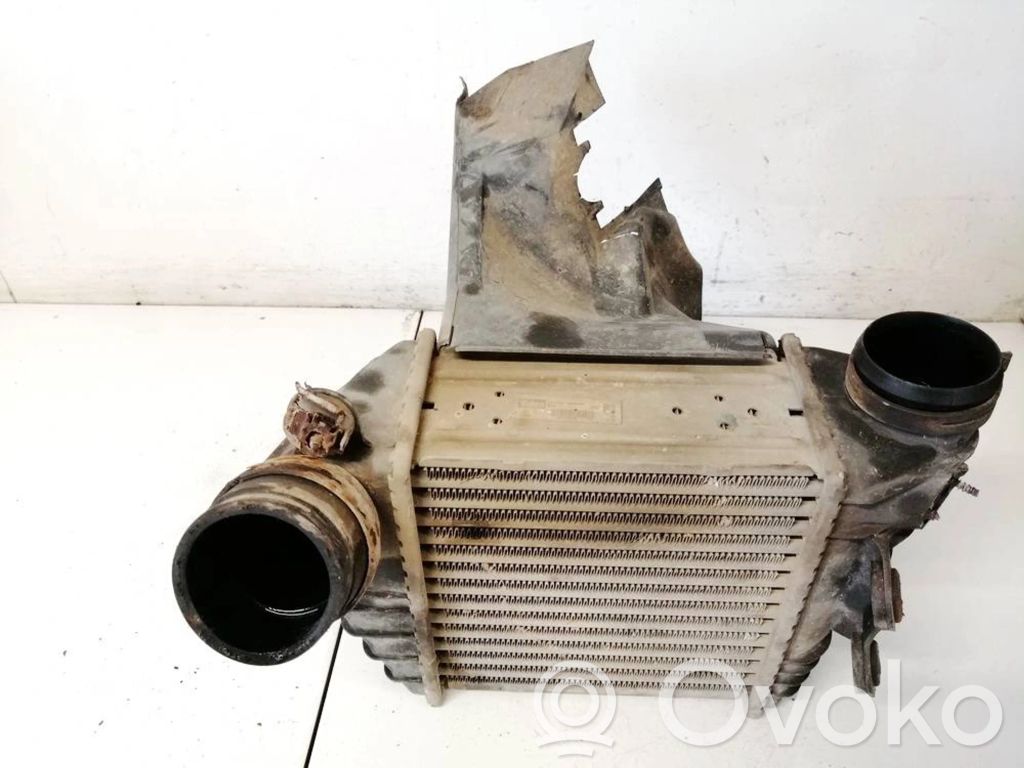 Volkswagen Golf IV Radiatore intercooler