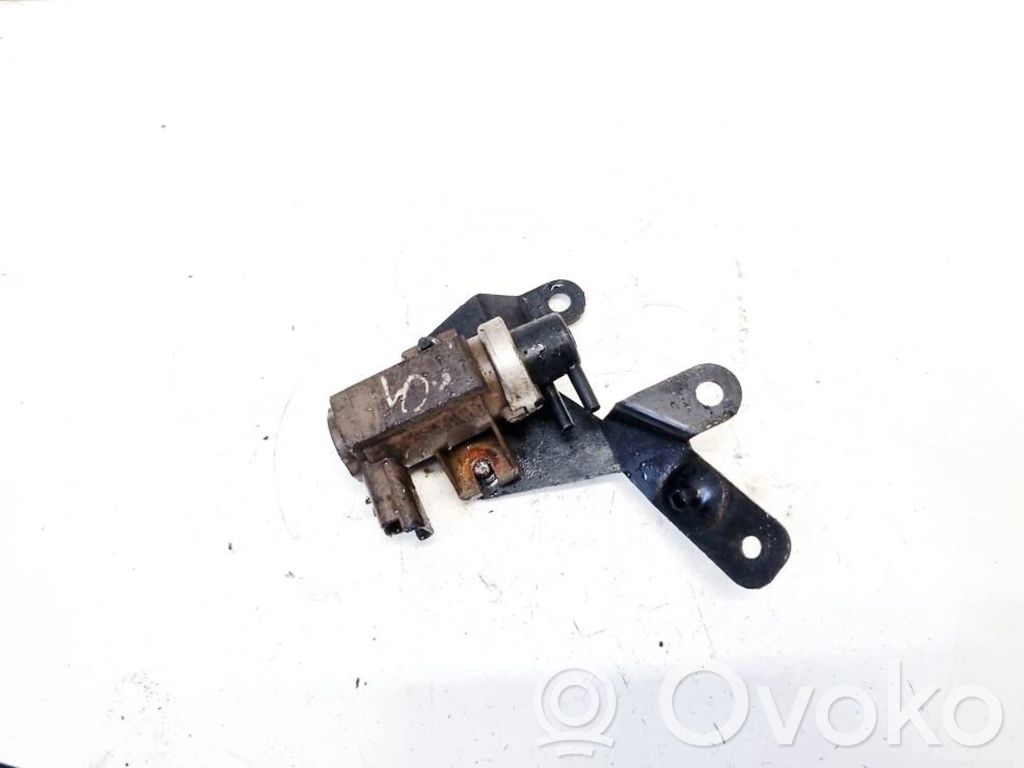 Electroválvula del turbo   04T048,04T048