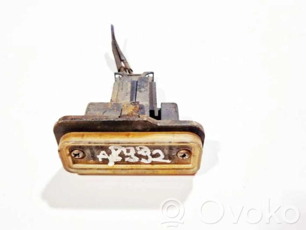 Mercedes-Benz C W203 Lampa oświetlenia tylnej tablicy rejestracyjnej 