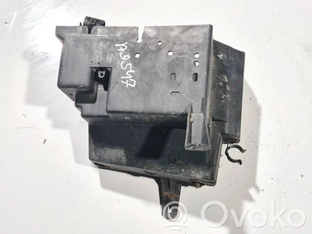 Peugeot 406 Vassoio scatola della batteria
