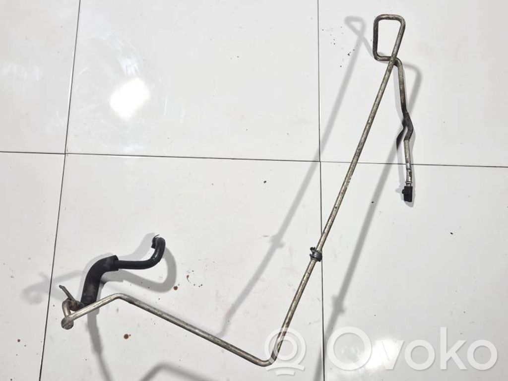 Tuyau de direction assistée