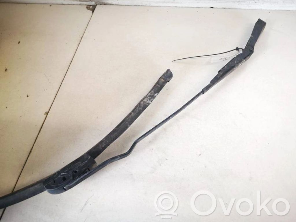 Opel Astra G Braț ștergător față