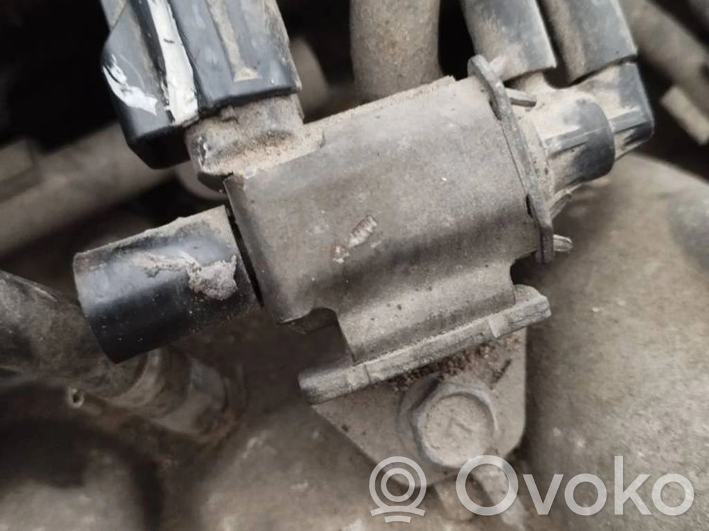 Nissan Quest Zawór podciśnienia / Elektrozawór turbiny 