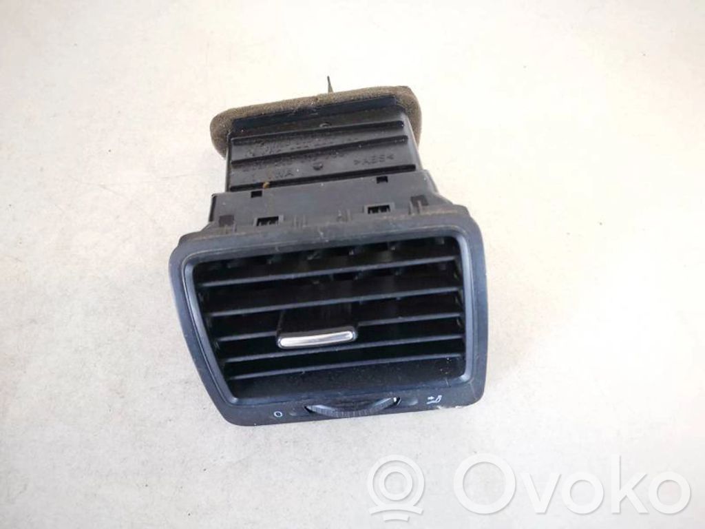 Volkswagen Golf V Grilă ventilație centrală 