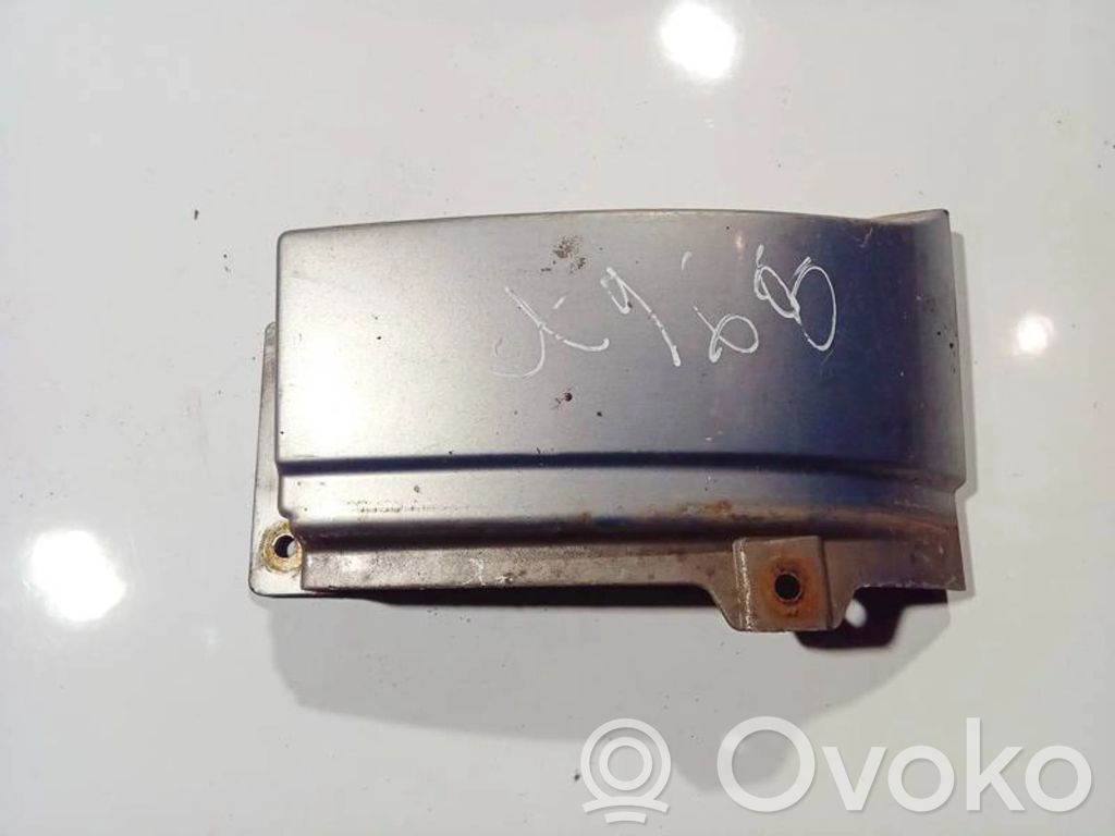Opel Zafira A Moldura de la luz trasera/de freno 