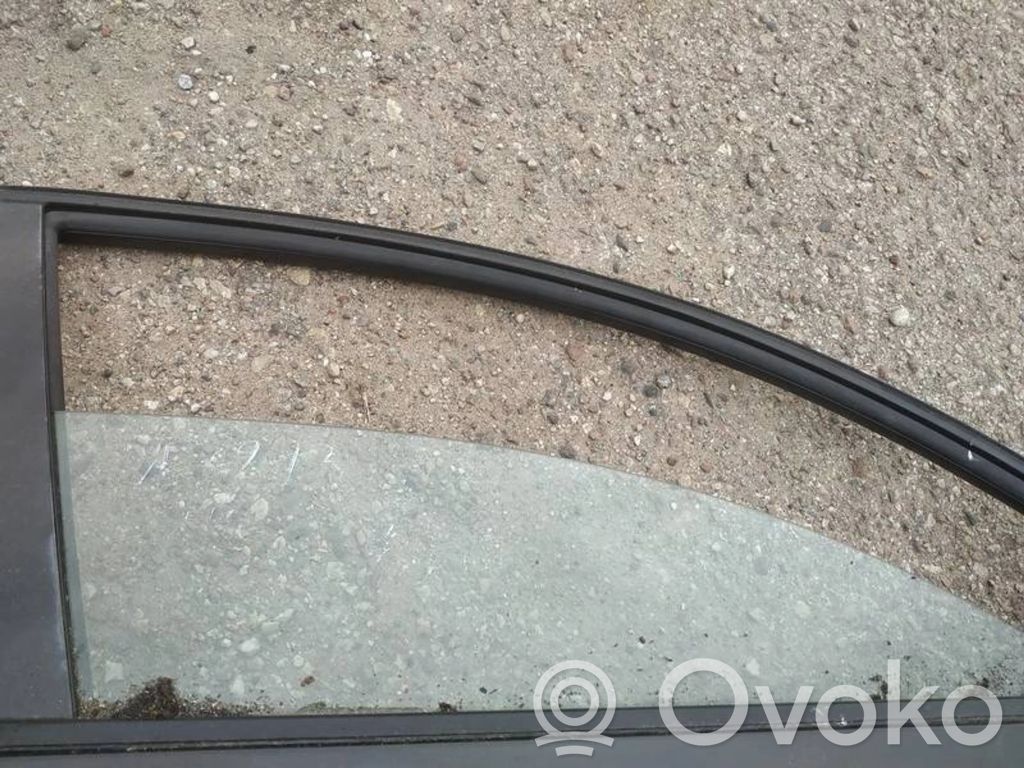 Nissan Primera Geam ușă față patru uși 