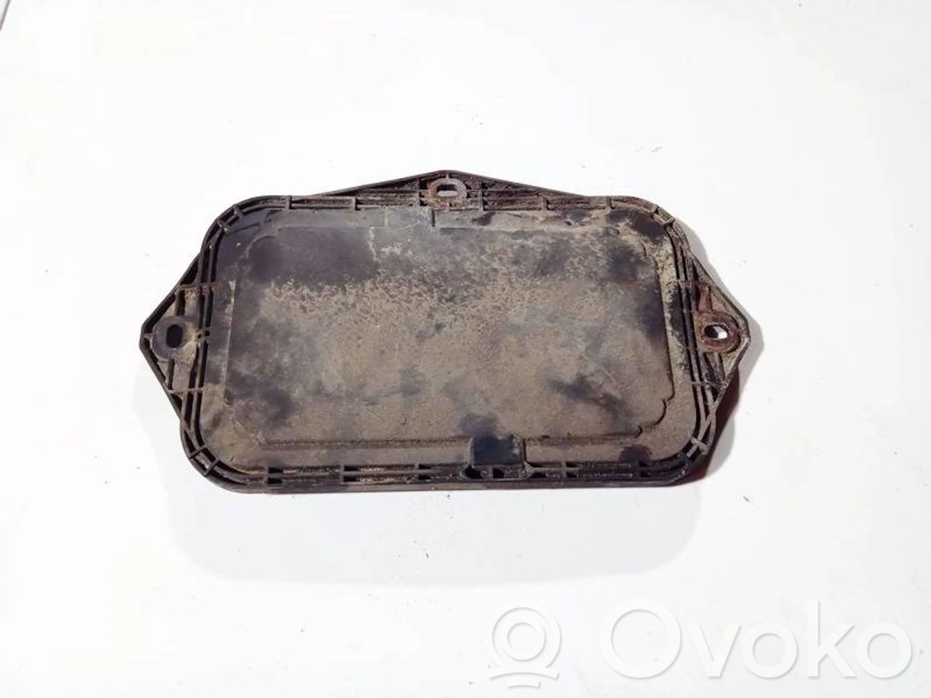 Deckel Abdeckung Scheinwerfer   5P0941369,5P0941369