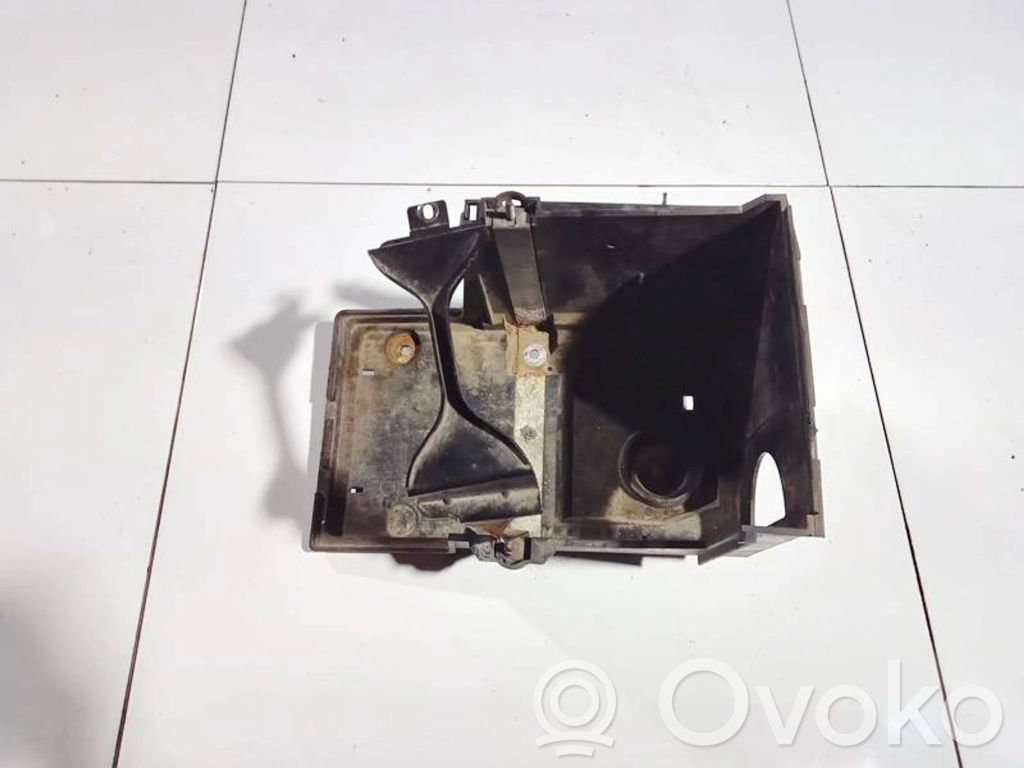 Volvo V50 Podstawa / Obudowa akumulatora 