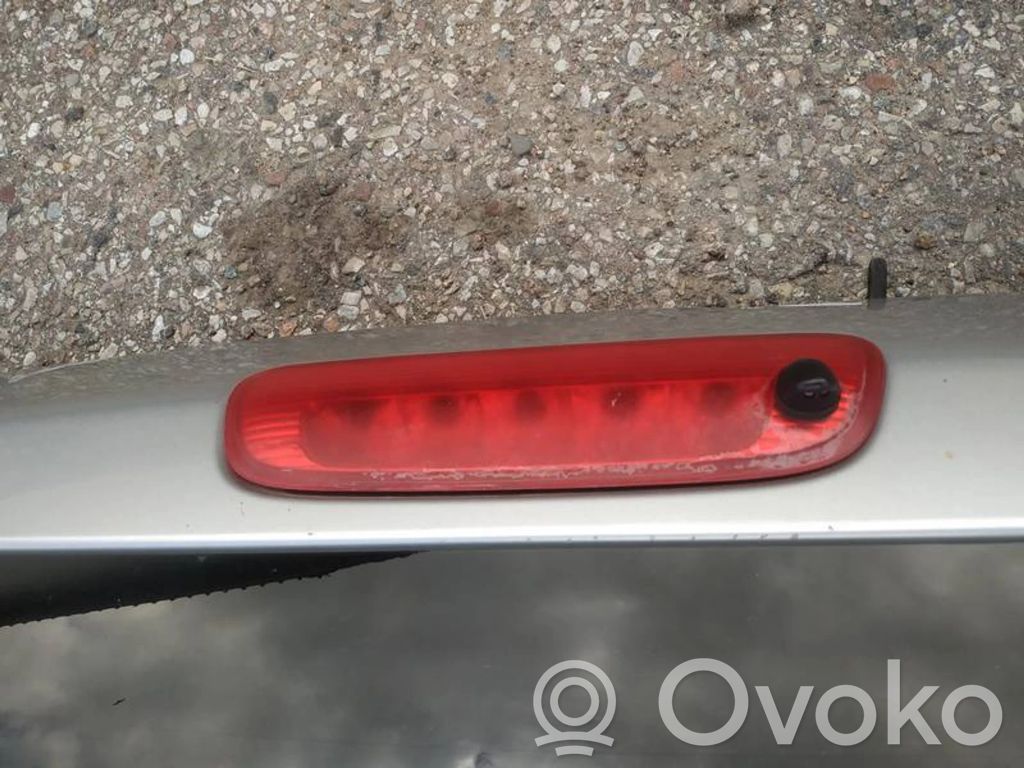 Troisième feu stop