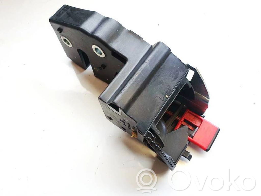 Volkswagen Golf V Gancio dello schienale del sedile