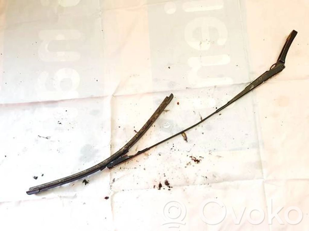 Volkswagen Jetta V Wischerarm vorne