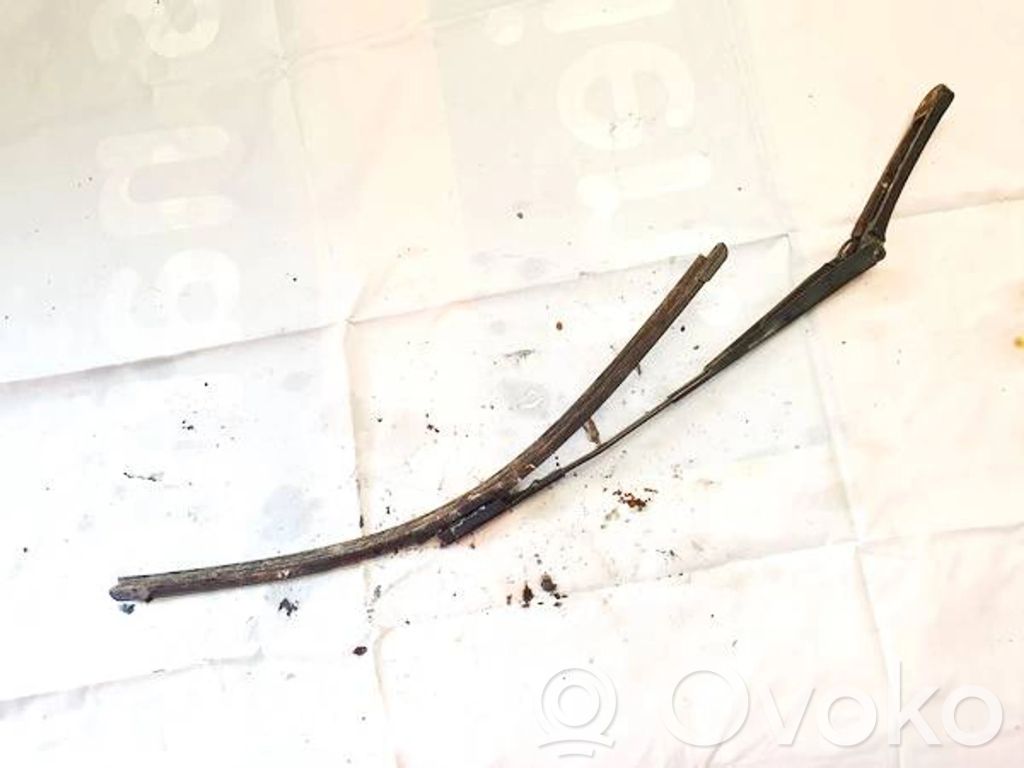 Volkswagen Jetta V Ramię wycieraczki szyby przedniej / czołowej