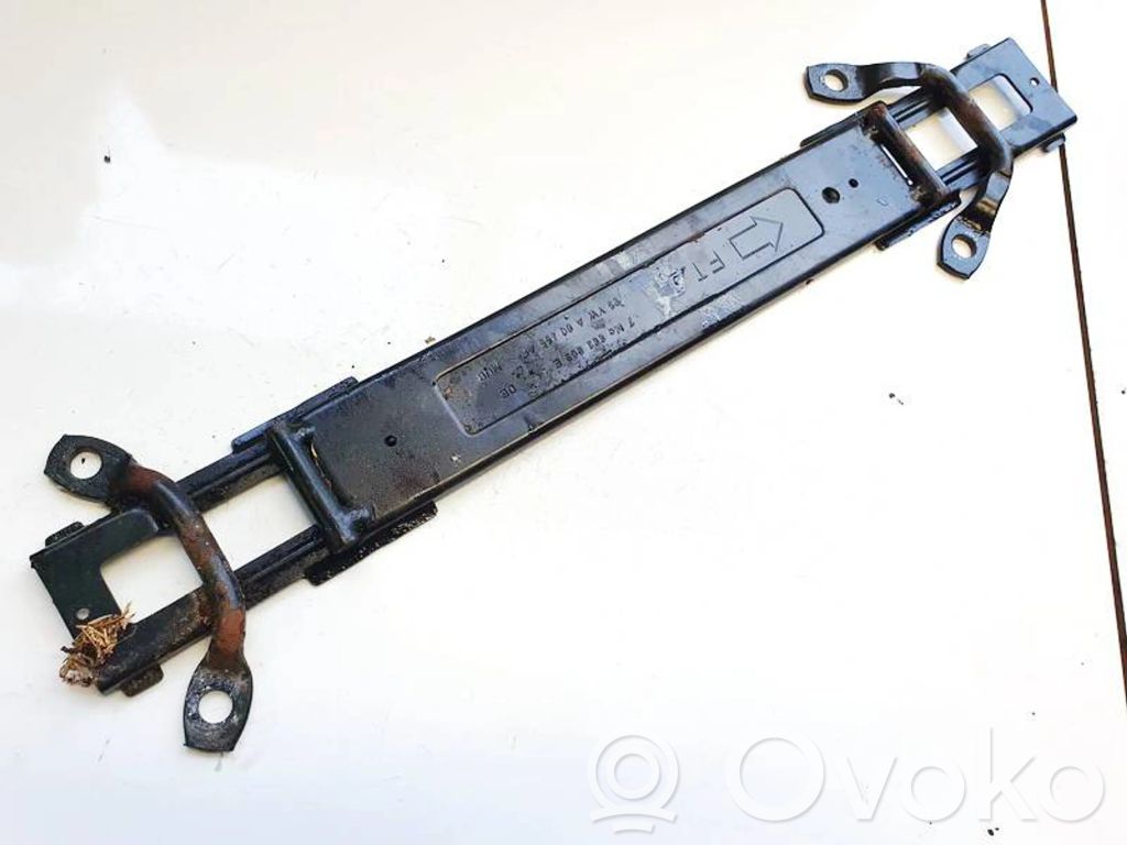 Altra parte esteriore   7M0883865E,95VWA60455AF,7M0883865E,95VWA60455AF