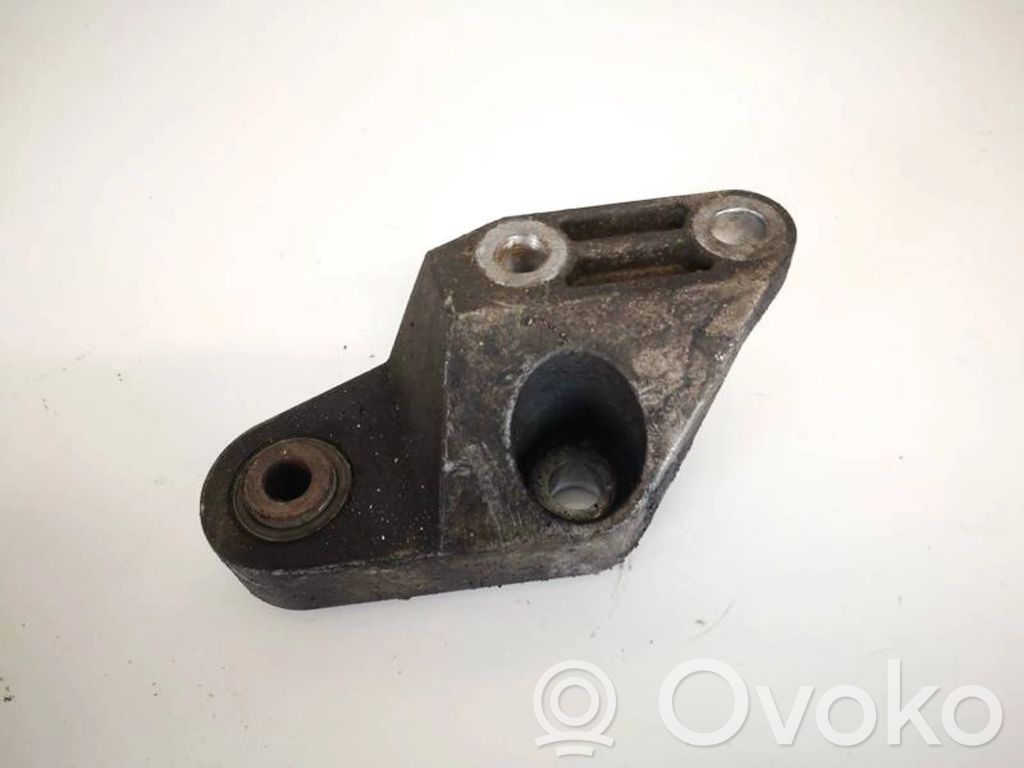 Mazda 3 I Engine mounting bracket 