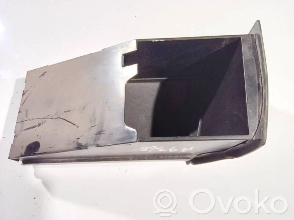 Audi A6 S6 C5 4B Daiktadėžė 