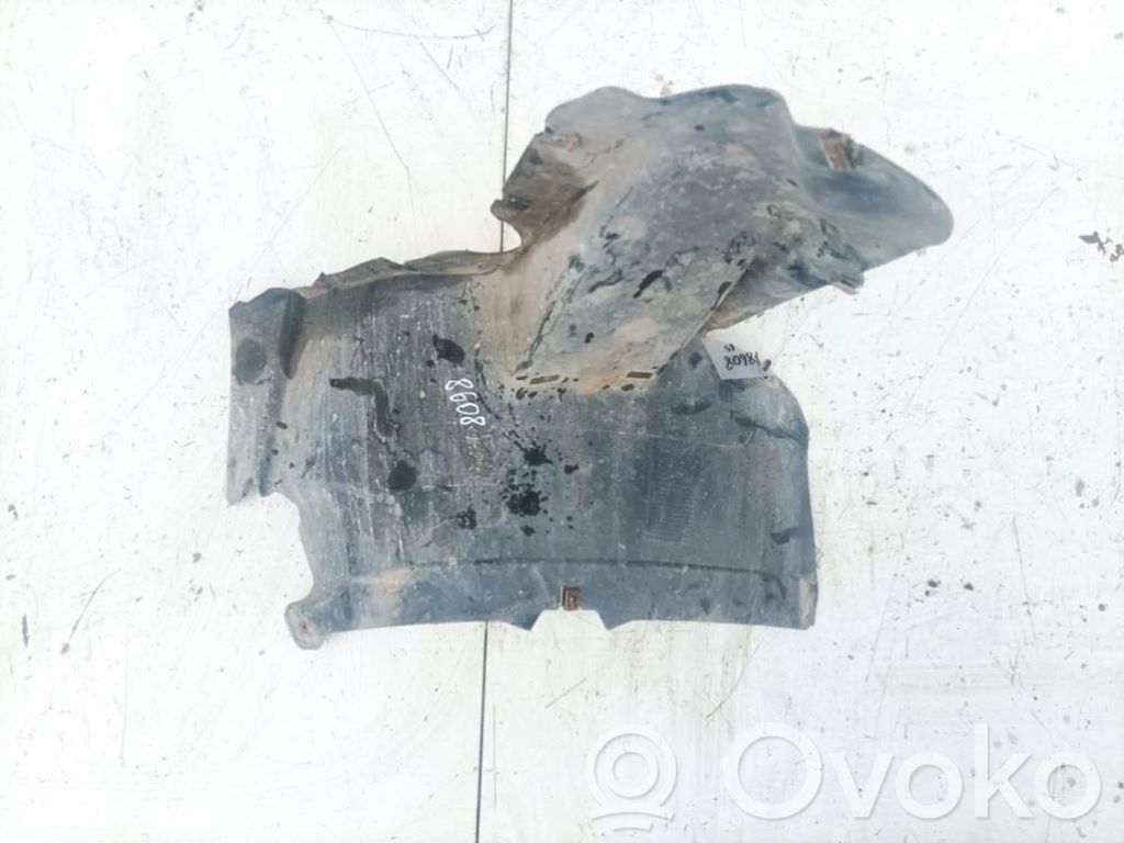 Volkswagen PASSAT B6 Nadkole przednie 