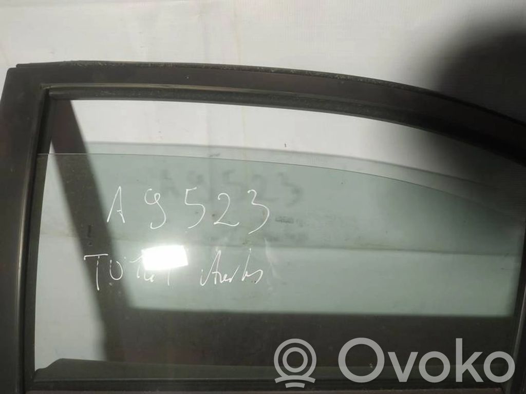 Toyota Avensis T250 Vetro del finestrino della portiera posteriore 