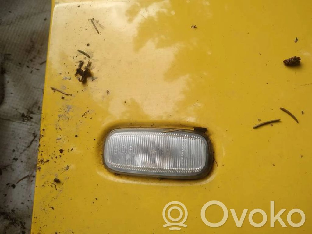Audi A2 Semnalizator bară față 