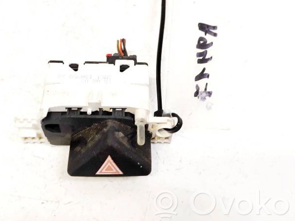 Botón interruptor de luz de peligro   2M5T13A350BB,2M5T13A350BB