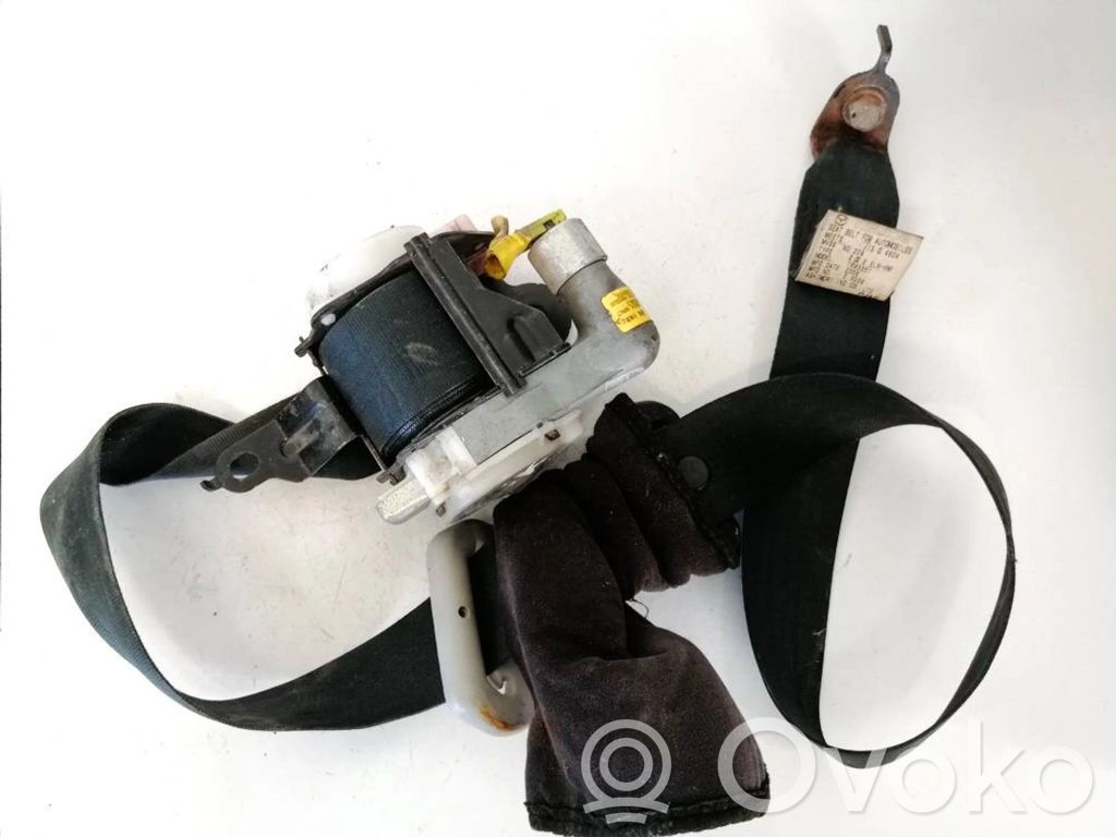 Mazda 5 Front seatbelt 